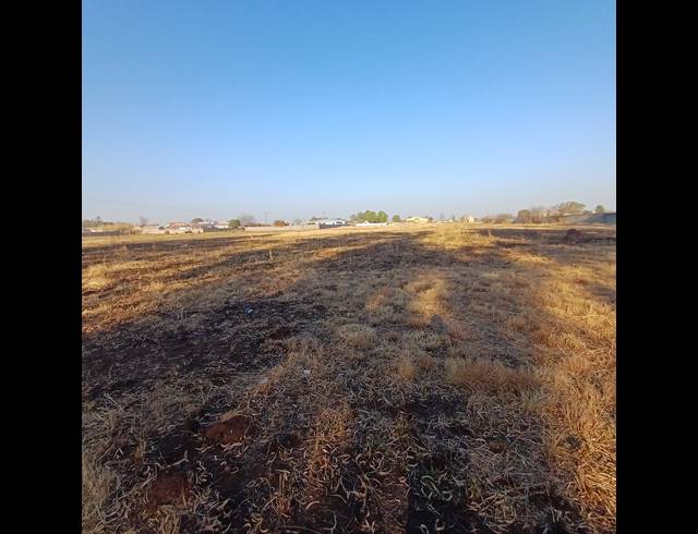 4,019M² VACANT LAND FOR SALE IN HENLEY ON KLIP
